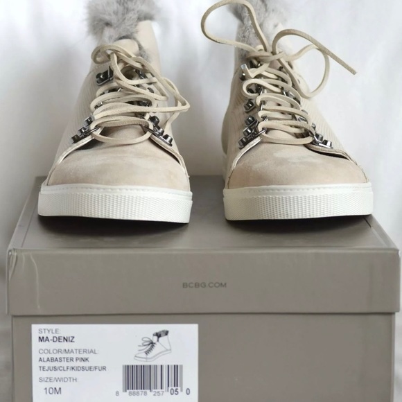 NWB BCBG FurTrim Alabaster Suede/Fur9.5M ORIG$275 - Picture 5 of 8